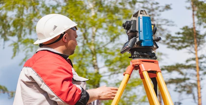 pro topographical surveyors in Warwickshire